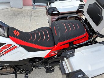 Suzuki DL1050 Vstrom - 7