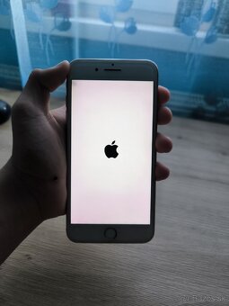 Iphone 8 plus Gold - 7