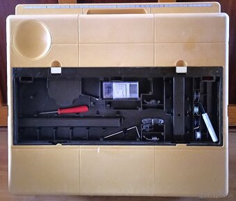 Kufríkový šijací stroj. - 7