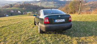 Škoda Octavia 1.8T 4x4 sedan - 7