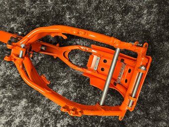 Rám z ktm sxf 450 2022, nádrž, - 7