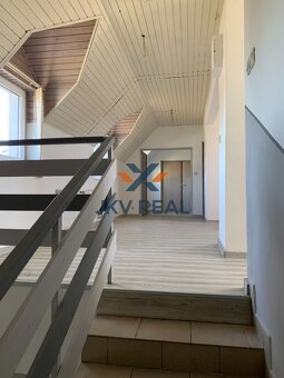 Na predaj priestranný 4-izbový byt s rozlohou 103,7 m² - 7