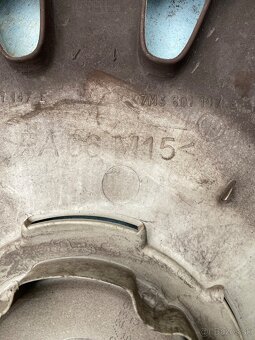 Puklice Volkswagen r16 - 7