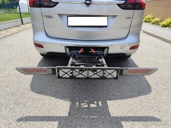 Opel Zafira Tourer 2.0 CDTi ECOTEC - 7