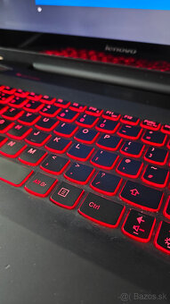 Lenovo Y70-70 Touch - 7