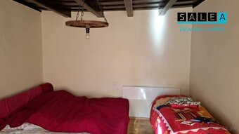Veľmi pekný rodinný dom, vhodný aj na chalupu, neďaleko je P - 7