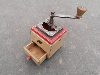 Predám starožitný mlynček na kávu Leinbrock Ideal - 7