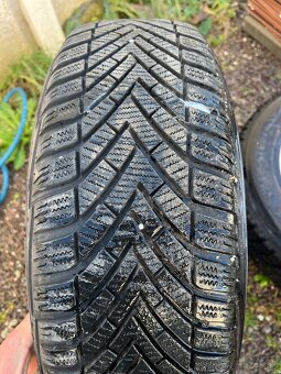 Predám elektróny 5x112 R15 so zimnými pneu 195/65 R15 - 7