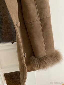 Predám tento krasny Kožuch z ovčej kože - 7