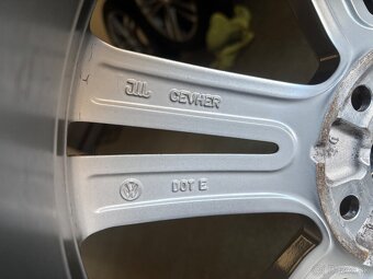 Letné VW Sebring 215/50 R18 - 7