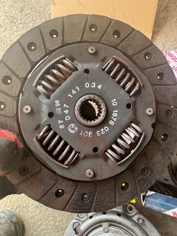 Predám diely na Felícia - 7