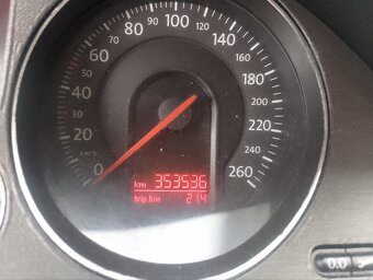 Volkswagen Passat B6 - 7