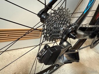 Cestný bicykel Fuji, Sram red - 7