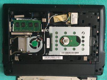 Predam maly funkcny 10" Acer Aspire One PAV70 - 7