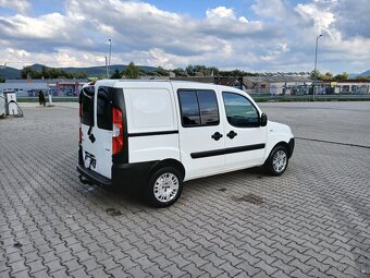 Fiat Doblo 1.9jtd 77kw combi rok 2010 - 7