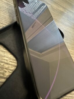 iPhone 15 Pro 258 GB - bez škrabanca 10/10 - 7