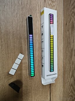 Nové LED ambientne osvetlenie interiéru, so stojanom - 7