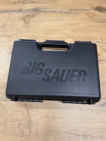 Sig Sauer P226 - 7