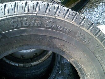 2 ks zimných pneu 225/70R15C - 7