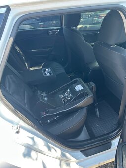 Kia ceed sw 1.5 automat Gold + Navi - 7