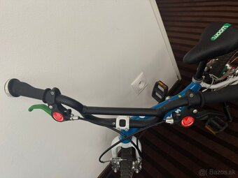 DETSKÝ BICYKEL ZNAČKY WOOM S PRILBOU - 7
