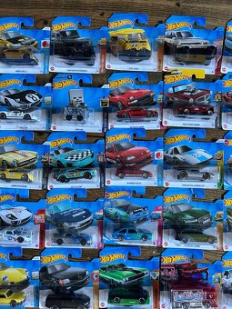 Hotwheels - 7