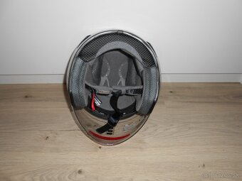 Predam novu moto prilbu na skutrik znacky SQ o velkosti XL - 7