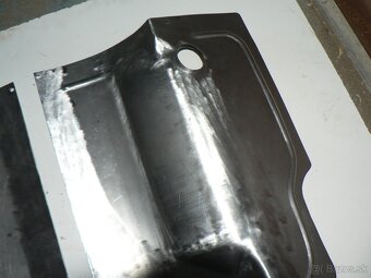 Kryty motoru Tatra 603 - 7