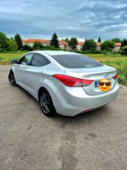 Hyunday elantra 2013 1.6 97kw benzín - 7