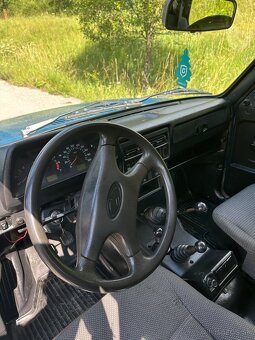 lada niva 1.7 i 2015 4x4 nová stk a ek - 7