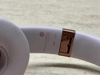 Beats Solo 4 Pink - 7