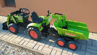 Šlapací traktor Class Axos 330 - 7
