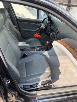Predám BMW E46 323i - 7