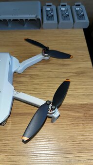 dji MINI 2 SE Fly more combo - 7