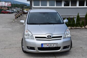 Toyota Corolla Verso 2.0 D-4D Base - 7
