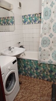 Prenajmem väčší 2-izbový komplet zariadený byt - 7