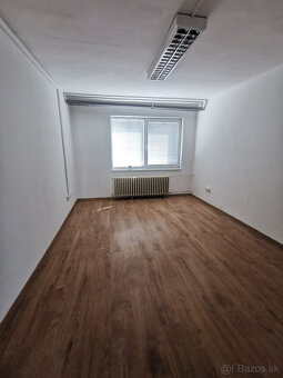 Prenájom skladu 602m2. - 7