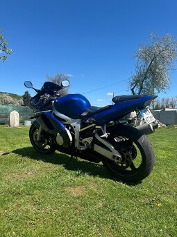 Predam Yamaha R6 - 7