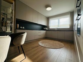 PREDAJ 4IZB.RD NOVOSTAVBA,EŠTE NEOBÝVANÝ,ZARIADENÝ, NITRA - 7