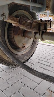 Naprava na vyrobu vlecky - 7