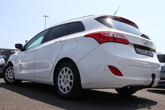 Hyundai i30 CW 1.6i CRDi 16V DOHC Family - 7