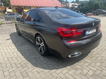 BMW 740XD - 7