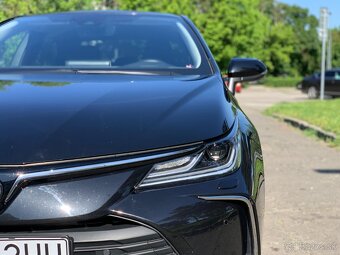 Toyota corolla sedan - 7