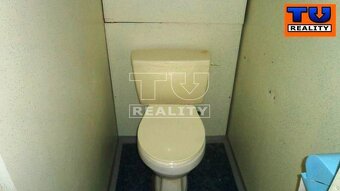 NA PREDAJ 3-IZBOVÝ BYT V ILAVE S VÝMEROU 68 M2. - 7