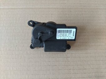 servomotor kurenia, klimatizácie Octavia 3, Superb 3 - 7