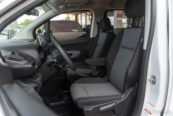 Toyota Proace City Verso Shuttle Long 1.5D 102k MT/6 - 7