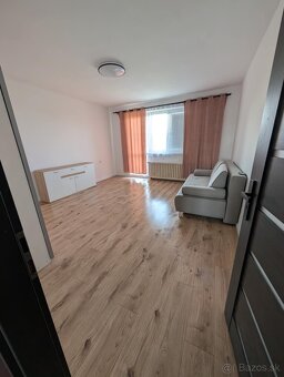 Prenajom domu vo štvrtku na ostrove - 7