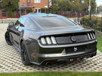 FORD MUSTANG - servisna historia , kupene na SR - 7