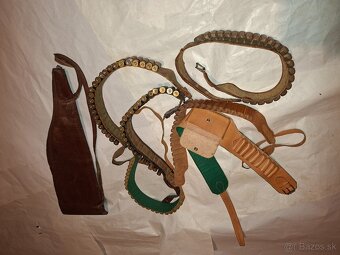 Puzdrá na zbrane - 7