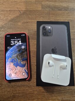 Predám iPhone Space Grey 11 Pro 256 - 7